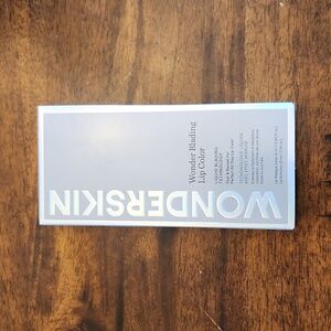 *Hard to Find* New Wonderskin Lip Stain in First Kiss